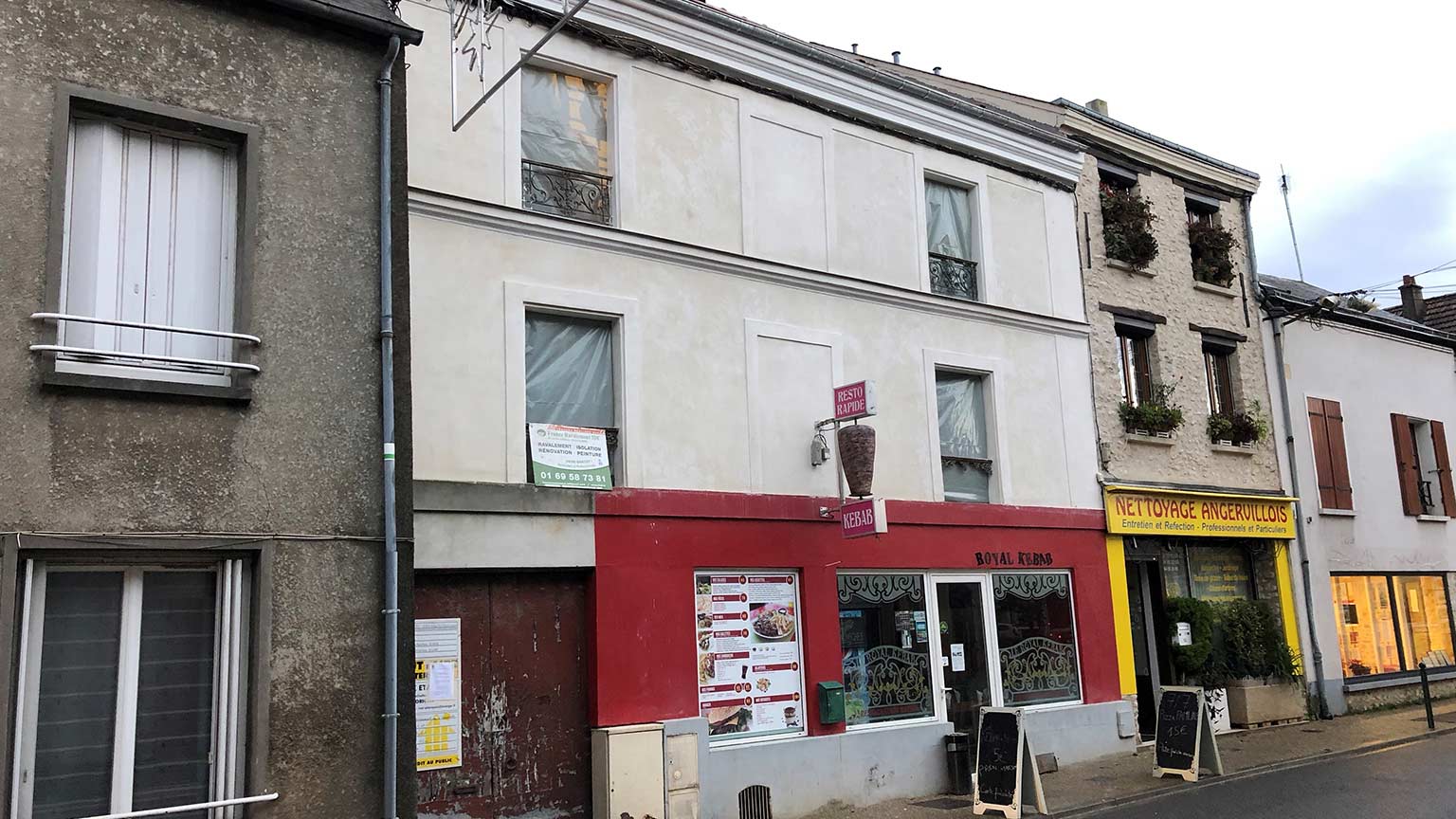 Réhabilitation batiment en 3 appartements - Facade rénovée